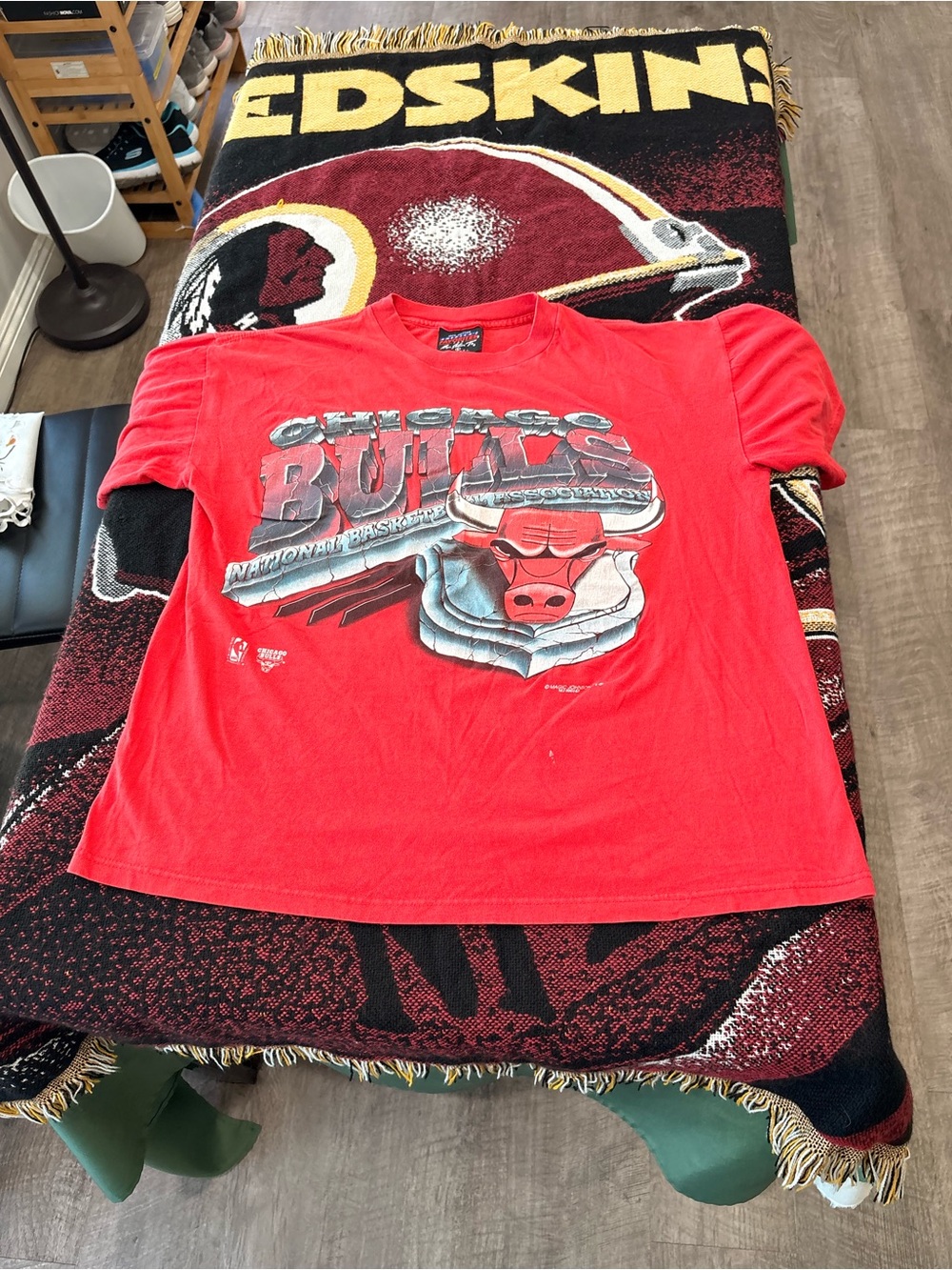 Vintage NBA Chicago bulls Magic Johnson tee large